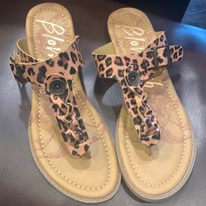 Blowfish sandals leopard print